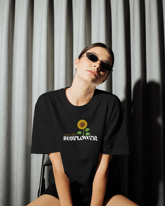 Sunflower design Black Oversized Classic T-Shirt